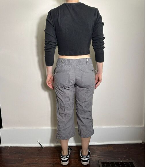 y2k GAP JEANS Gray Cargo Capri Pants Size 8 - Picture 2 of 12